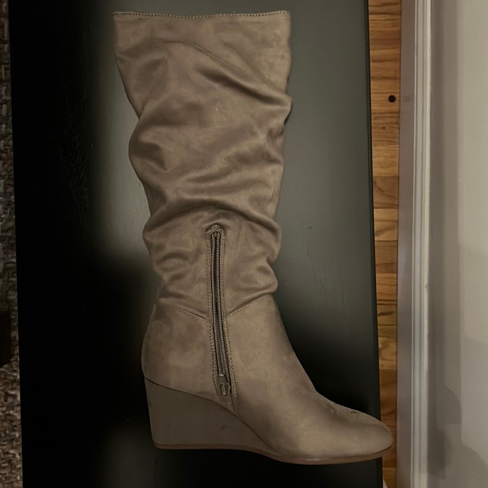 Microsuede wedge boots